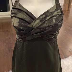 Lululemon green/camo tank